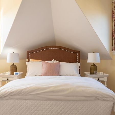 Margin Street Inn Westerly Ngoại thất bức ảnh