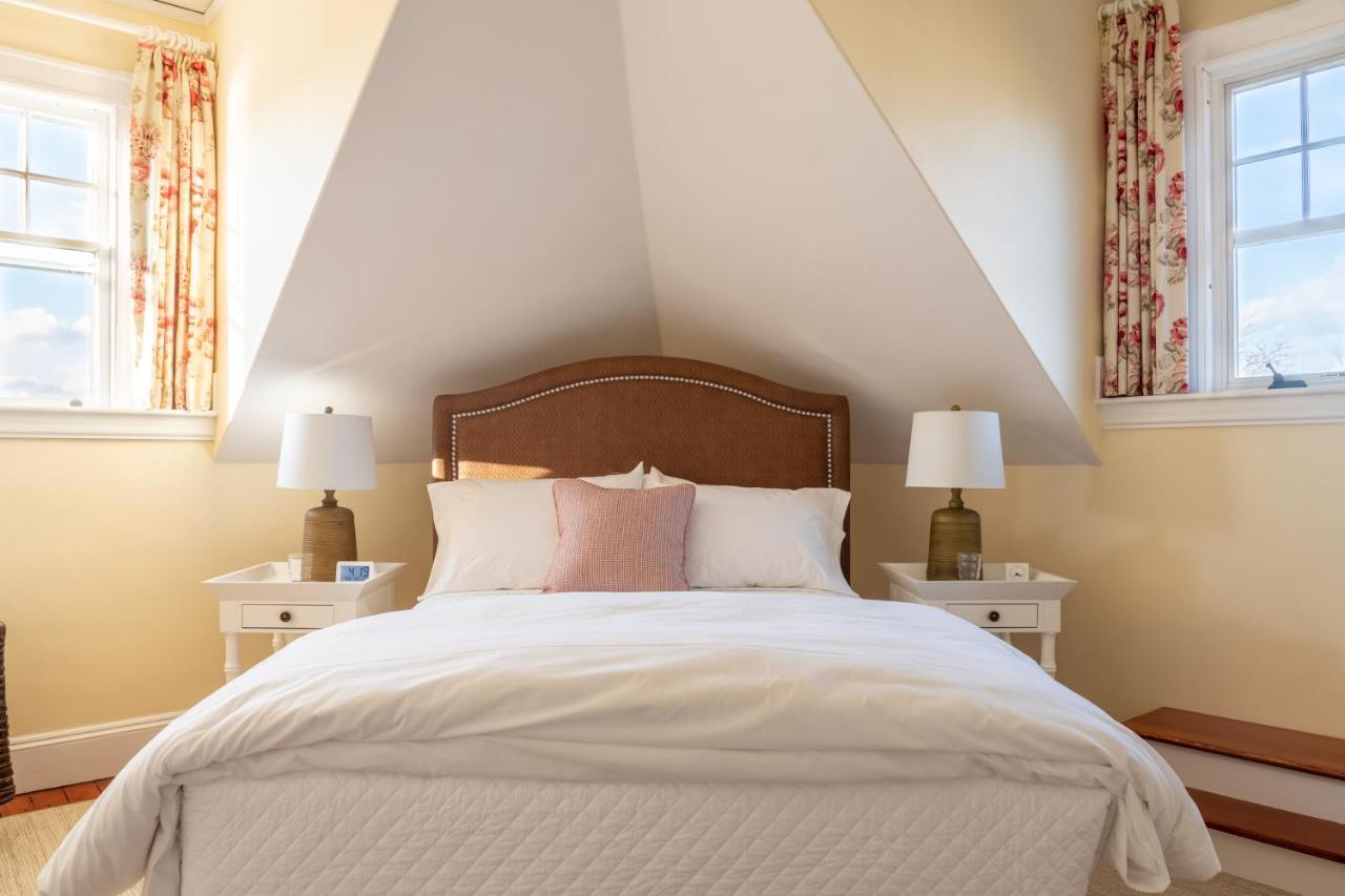 Margin Street Inn Westerly Ngoại thất bức ảnh