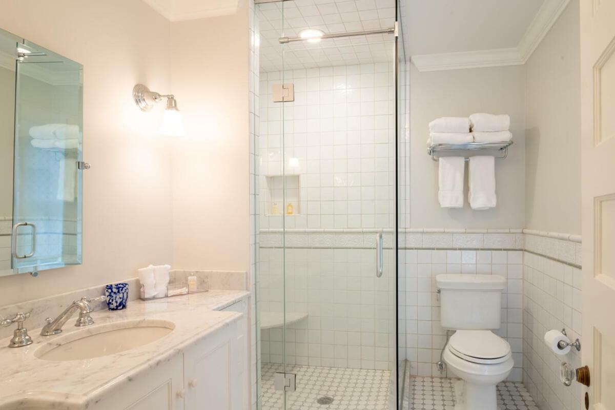 Margin Street Inn Westerly Ngoại thất bức ảnh